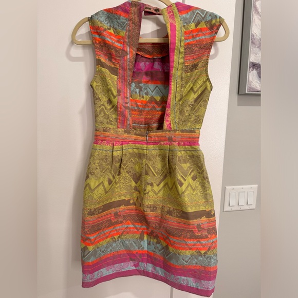 Dress by Cynthia Vincent - Picture 3 of 8